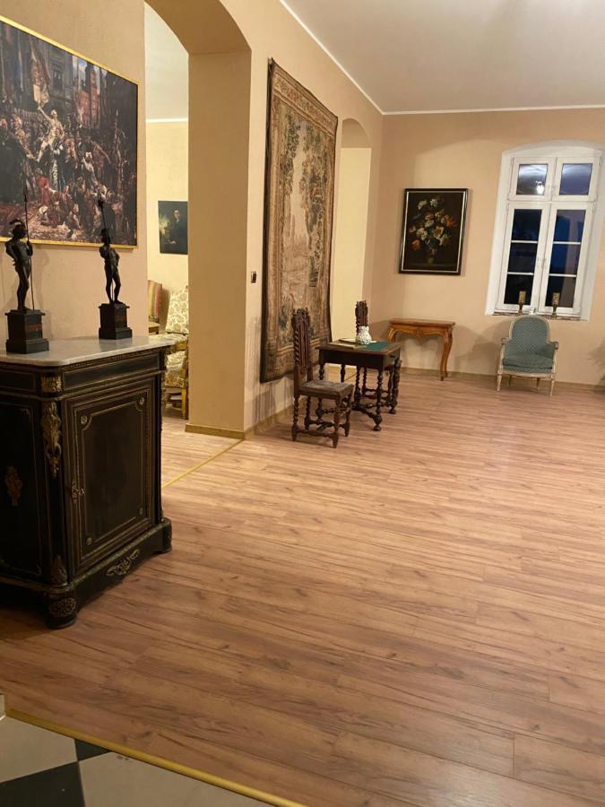 Palac Osowo Gostynskie Bagian luar foto